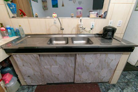 Casa à venda com 120m², 7 quartos e 1 vaga Casa à venda com 120m², 7 quartos e 1 vagaCozinha