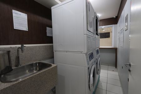 Apartamento para alugar com 45m², 2 quartos e 1 vagaÁrea comum - Lavanderia Coletiva