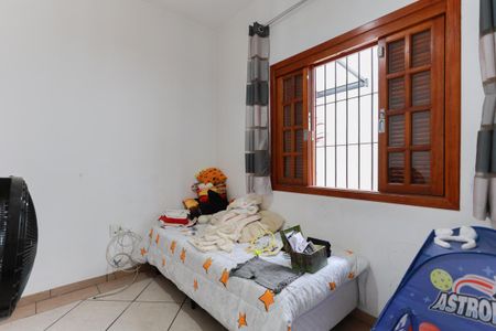 Casa para alugar com 280m², 2 quartos e 2 vagasQuarto