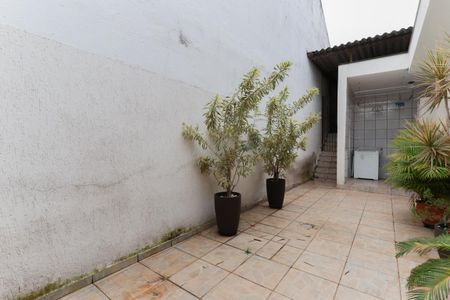 Casa para alugar com 280m², 2 quartos e 2 vagasQuintal