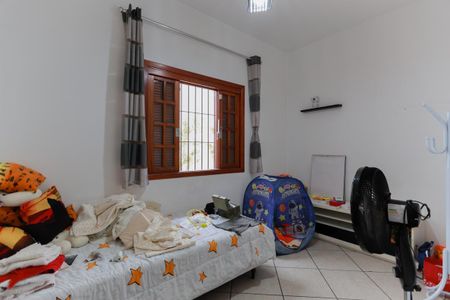 Casa para alugar com 280m², 2 quartos e 2 vagasQuarto