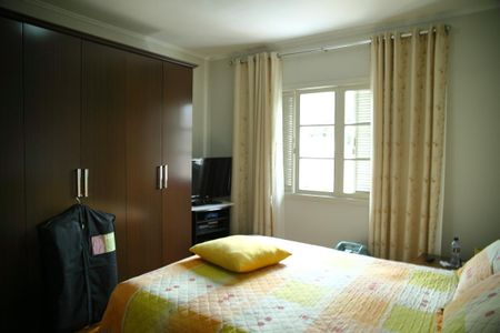 Casa à venda com 197m², 3 quartos e 3 vagasSuíte 2