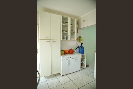 Casa à venda com 197m², 3 quartos e 3 vagasCozinha 