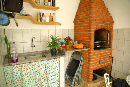 Casa à venda com 197m², 3 quartos e 3 vagasQuintal/Churrasqueira 