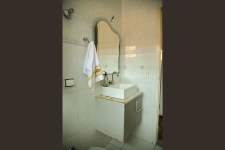 Casa à venda com 197m², 3 quartos e 3 vagasSuíte 1 - Banheiro 