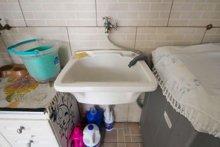 Casa para alugar com 78m², 2 quartos e 1 vaga Casa para alugar com 78m², 2 quartos e 1 vagaÁrea de Serviço