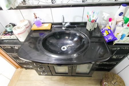 Casa para alugar com 78m², 2 quartos e 1 vaga Casa para alugar com 78m², 2 quartos e 1 vagaBanheiro