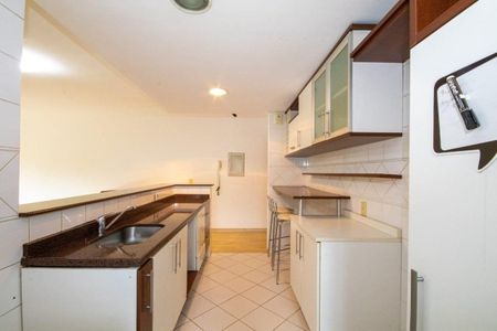 Cozinha  de apartamento para alugar com 3 quartos, 102m² em Tristeza, Porto Alegre