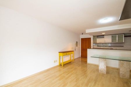 Sala  de apartamento para alugar com 3 quartos, 102m² em Tristeza, Porto Alegre