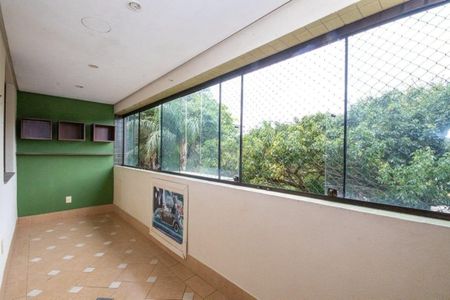 Apartamento para alugar com 102m², 3 quartos e 2 vagas Apartamento para alugar com 102m², 3 quartos e 2 vagasVaranda