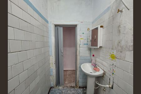 Casa para alugar com 55m², 1 quarto e sem vaga Casa para alugar com 55m², 1 quarto e sem vagaBanheiro