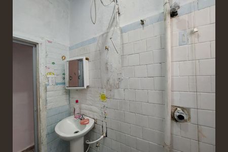 Casa para alugar com 55m², 1 quarto e sem vaga Casa para alugar com 55m², 1 quarto e sem vagaBanheiro