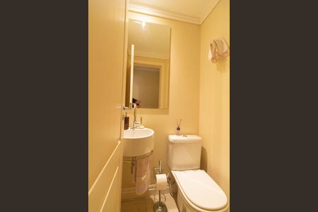 Apartamento à venda com 135m², 3 quartos e 2 vagas Apartamento à venda com 135m², 3 quartos e 2 vagasLavabo