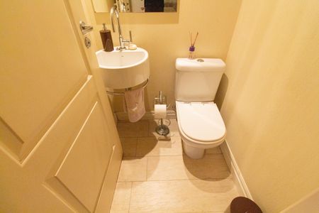 Apartamento à venda com 135m², 3 quartos e 2 vagas Apartamento à venda com 135m², 3 quartos e 2 vagasLavabo