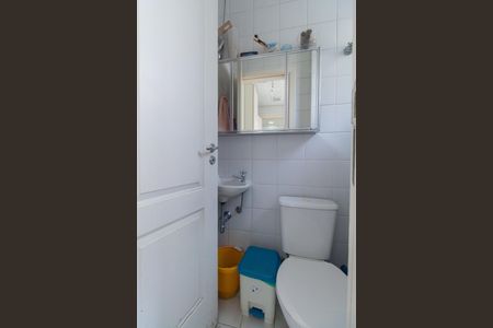 Apartamento à venda com 135m², 3 quartos e 2 vagas Apartamento à venda com 135m², 3 quartos e 2 vagasÁrea de Serviço