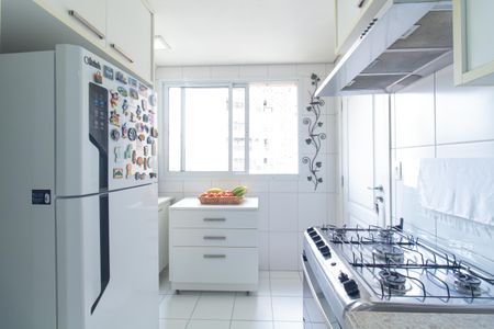 Apartamento à venda com 135m², 3 quartos e 2 vagas Apartamento à venda com 135m², 3 quartos e 2 vagasCozinha