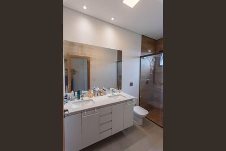 Casa de condomínio à venda com 200m², 3 quartos e 2 vagas Casa de condomínio à venda com 200m², 3 quartos e 2 vagasBanheiro da Suíte 1