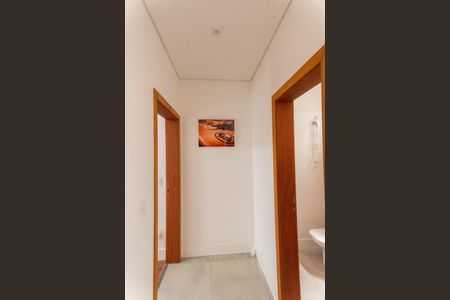 Casa de condomínio à venda com 200m², 3 quartos e 2 vagas Casa de condomínio à venda com 200m², 3 quartos e 2 vagasCorredor