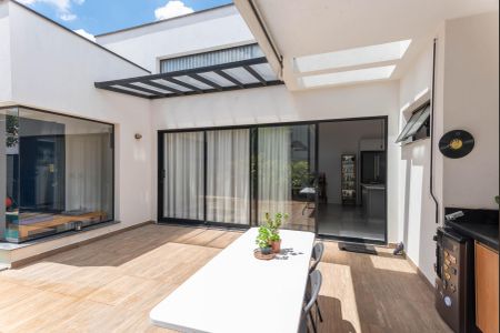 Casa de condomínio à venda com 200m², 3 quartos e 2 vagas Casa de condomínio à venda com 200m², 3 quartos e 2 vagasEspaço Gourmet