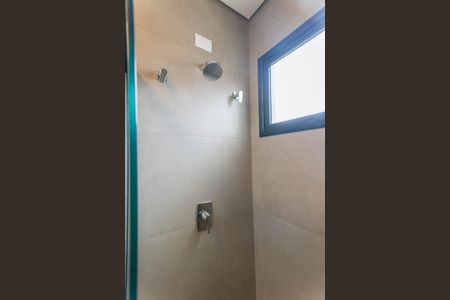 Casa de condomínio à venda com 200m², 3 quartos e 2 vagas Casa de condomínio à venda com 200m², 3 quartos e 2 vagasBanheiro da Suíte 2