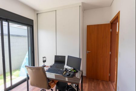 Casa de condomínio à venda com 200m², 3 quartos e 2 vagas Casa de condomínio à venda com 200m², 3 quartos e 2 vagasSuíte 2