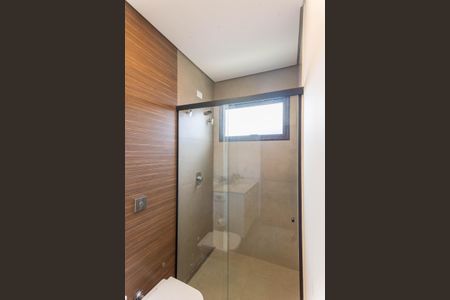 Casa de condomínio à venda com 200m², 3 quartos e 2 vagas Casa de condomínio à venda com 200m², 3 quartos e 2 vagasBanheiro da Suíte 2