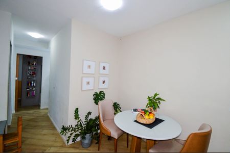 Sala de apartamento para alugar com 2 quartos, 47m² em Vila Galvão, Guarulhos