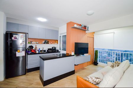 Sala de apartamento para alugar com 2 quartos, 47m² em Vila Galvão, Guarulhos