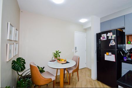 Sala de apartamento para alugar com 2 quartos, 47m² em Vila Galvão, Guarulhos