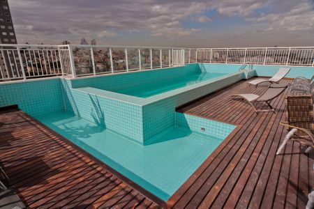 Apartamento para alugar com 40m², 2 quartos e sem vaga Apartamento para alugar com 40m², 2 quartos e sem vagaÁrea comum - Piscina