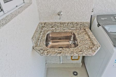 Apartamento para alugar com 40m², 2 quartos e sem vaga Apartamento para alugar com 40m², 2 quartos e sem vagaÁrea de Serviço
