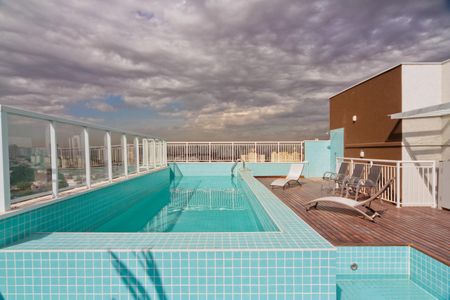 Apartamento para alugar com 40m², 2 quartos e sem vaga Apartamento para alugar com 40m², 2 quartos e sem vagaÁrea comum - Piscina