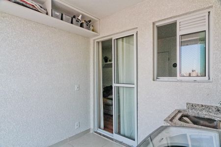Apartamento para alugar com 40m², 2 quartos e sem vaga Apartamento para alugar com 40m², 2 quartos e sem vagaÁrea de Serviço