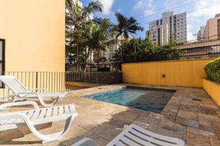 Apartamento para alugar com 112m², 3 quartos e 2 vagas Apartamento para alugar com 112m², 3 quartos e 2 vagasÁrea comum - Piscina