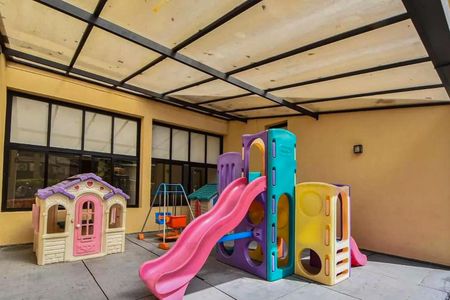 Apartamento para alugar com 112m², 3 quartos e 2 vagas Apartamento para alugar com 112m², 3 quartos e 2 vagasÁrea comum - Playground