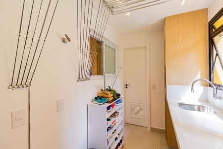 Apartamento para alugar com 112m², 3 quartos e 2 vagas Apartamento para alugar com 112m², 3 quartos e 2 vagasÁrea de Serviço