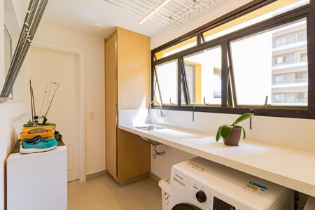 Apartamento para alugar com 112m², 3 quartos e 2 vagas Apartamento para alugar com 112m², 3 quartos e 2 vagasÁrea de Serviço