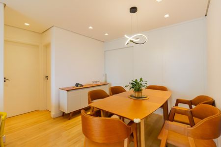 Apartamento para alugar com 112m², 3 quartos e 2 vagas Apartamento para alugar com 112m², 3 quartos e 2 vagasSala de Jantar