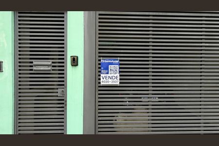 Casa à venda com 150m², 3 quartos e 3 vagas Casa à venda com 150m², 3 quartos e 3 vagasPlaca