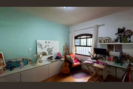 Casa à venda com 150m², 3 quartos e 3 vagas Casa à venda com 150m², 3 quartos e 3 vagasQuarto 3