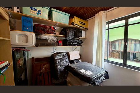 Casa à venda com 150m², 3 quartos e 3 vagas Casa à venda com 150m², 3 quartos e 3 vagasEdícula 2