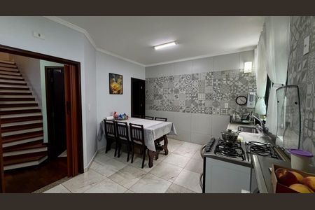 Casa à venda com 150m², 3 quartos e 3 vagas Casa à venda com 150m², 3 quartos e 3 vagasCozinha 1