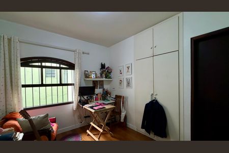 Casa à venda com 150m², 3 quartos e 3 vagas Casa à venda com 150m², 3 quartos e 3 vagasQuarto 3