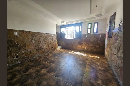 Casa para alugar com 410m², 5 quartos e 2 vagassala 2