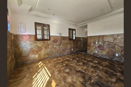 Casa para alugar com 410m², 5 quartos e 2 vagassala 2
