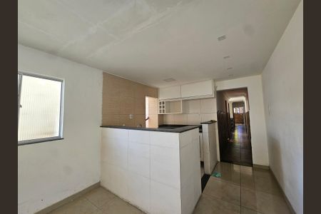 Casa para alugar com 410m², 5 quartos e 2 vagasCozinha 