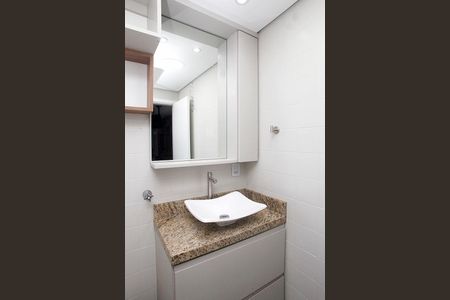 Banheiro de apartamento para alugar com 1 quarto, 40m² em Higienópolis, Porto Alegre