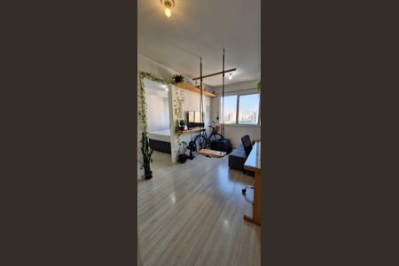 Sala/quarto de apartamento para alugar com 1 quarto, 41m² em Água Branca, São Paulo