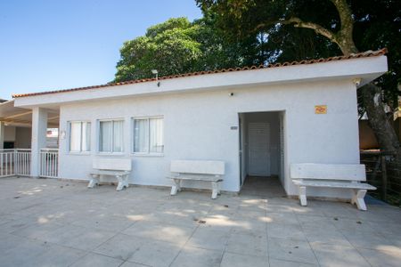 Apartamento para alugar com 42m², 2 quartos e 1 vaga Apartamento para alugar com 42m², 2 quartos e 1 vagaÁrea comum - Salão de Festas