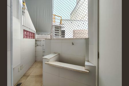 Apartamento para alugar com 123m², 3 quartos e sem vaga Apartamento para alugar com 123m², 3 quartos e sem vagaÁrea de Serviço